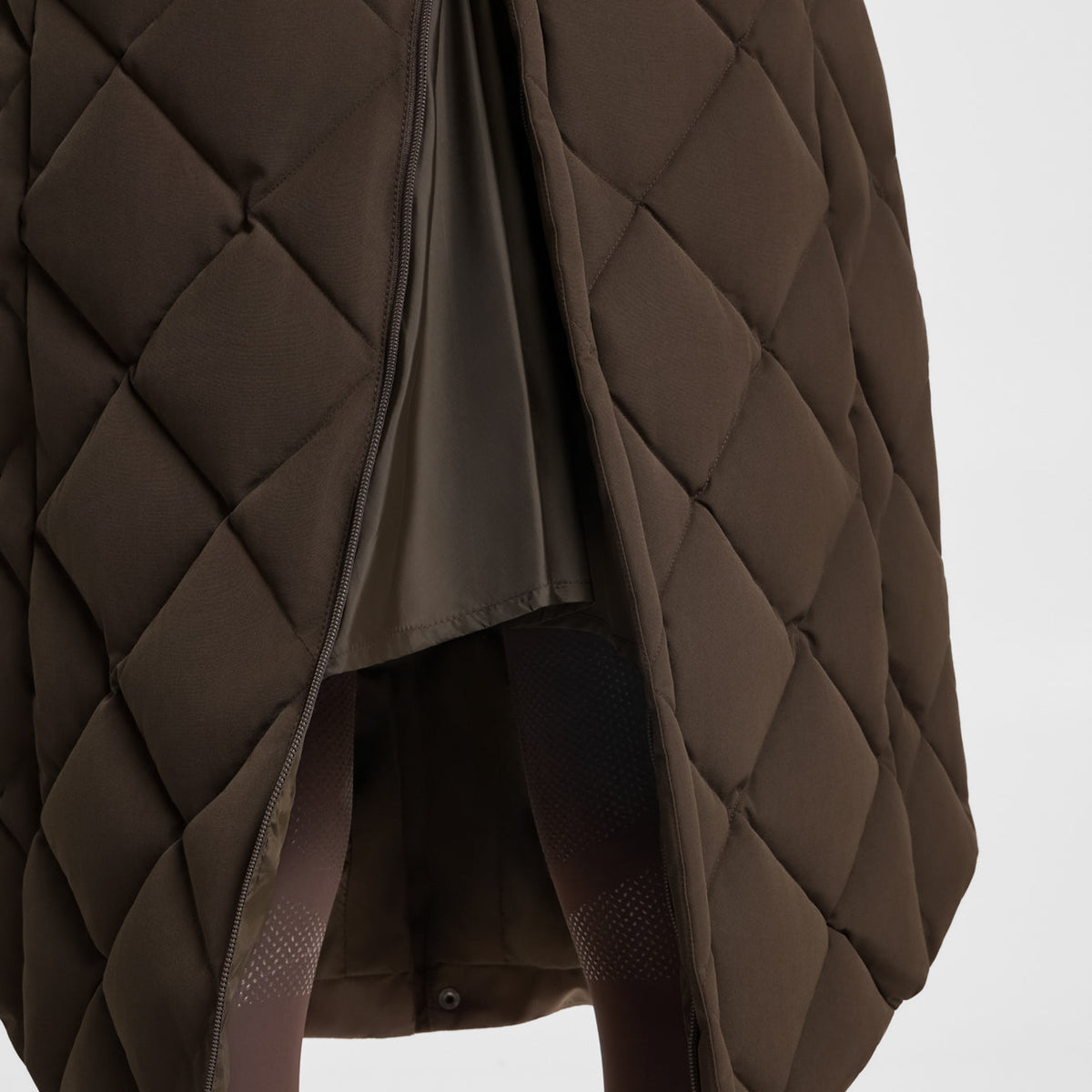 B Vertigo Gem Womens Waxed Padded Long Vest image #4
